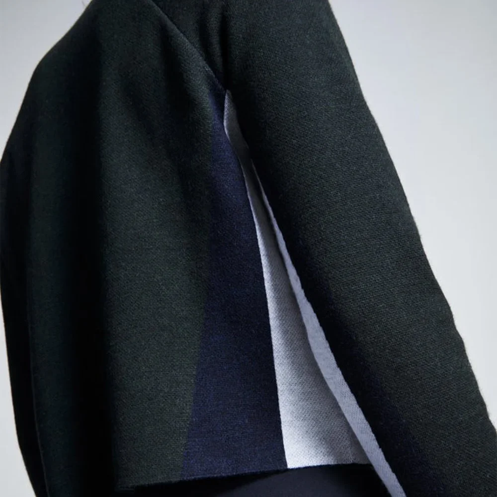 New LNDR Soft Vigilante 100% merino wool boxy cropped colorblock knit sweater - Picture 6 of 14